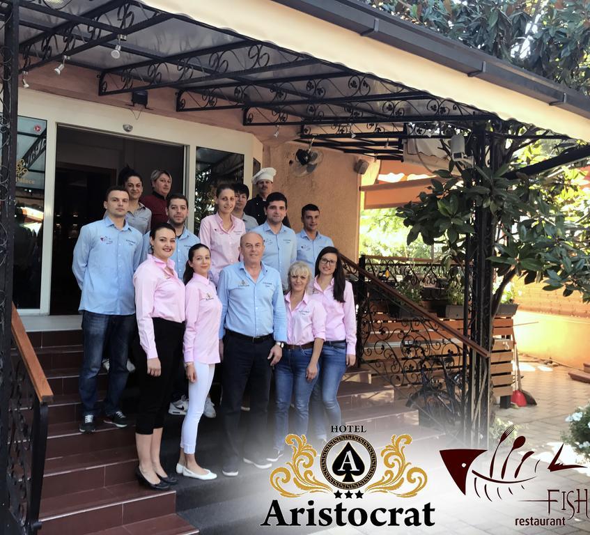 Hotel Aristocrat & Fish Restaurant Skopje Exterior photo